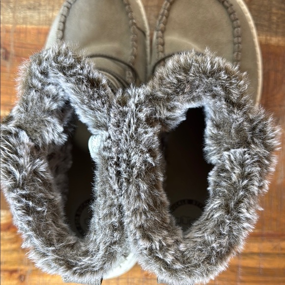 Hey Dude Gray Fur-Lined Ankle Boots, Women’s 7 - Picture 4 of 6